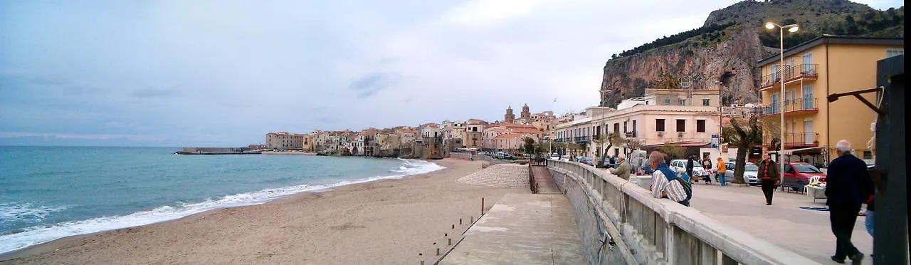 Pepito Palace Cefalu 3*,  Italy